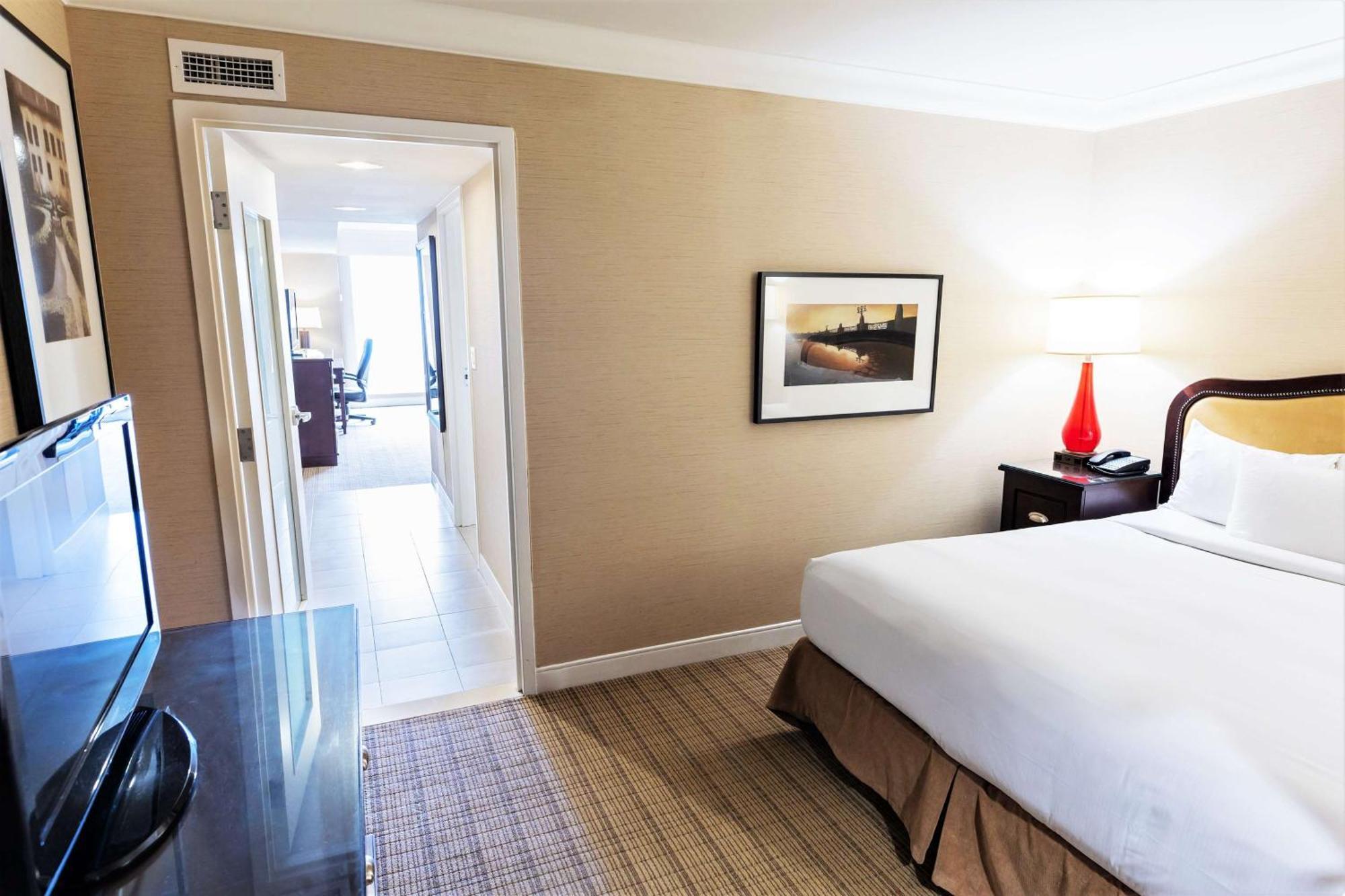 Hilton Niagara Falls/ Fallsview Hotel&Suites Exterior foto